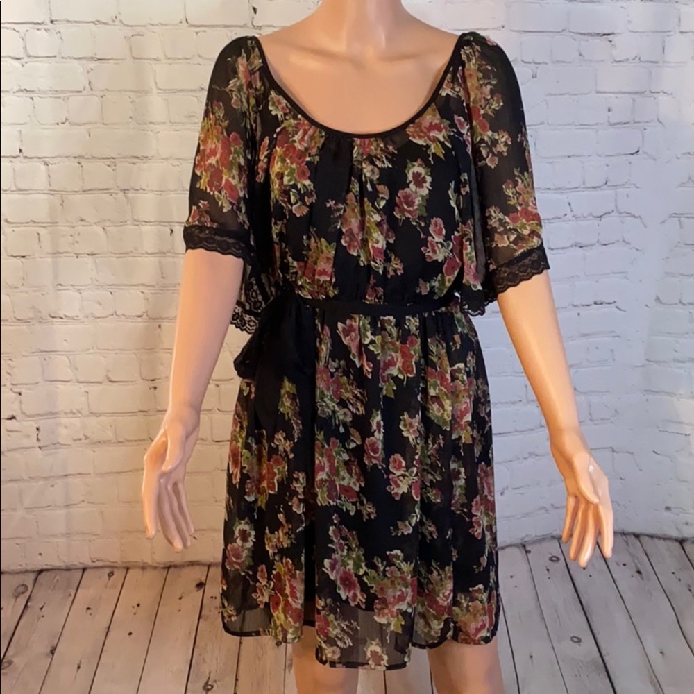 Xhiliration boho floral dress size small medium